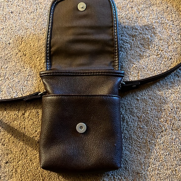 Tokyo Bay crossbody - Picture 2 of 9